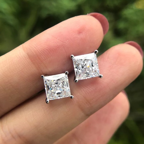 NEW 925 Sterling Silver Square Stud Earrings - Picture 3 of 7